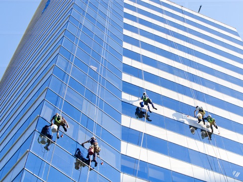 rappelling